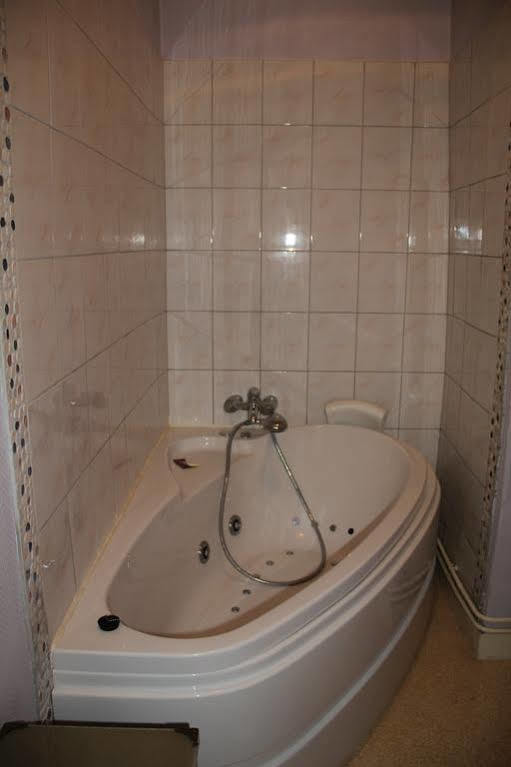Hotel Angleterre Cherbourg-en-Cotentin Buitenkant foto